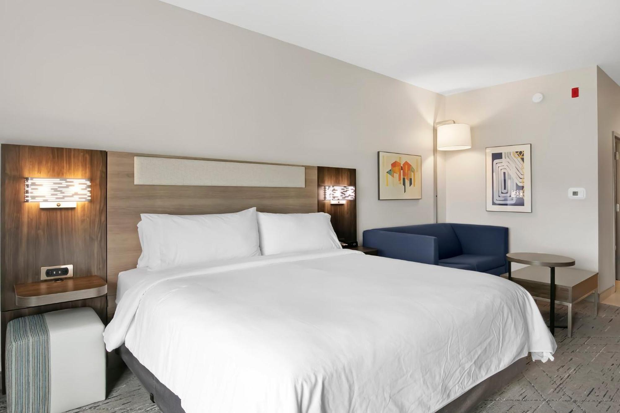 Holiday Inn Express - Gulfport Beach By Ihg Exterior foto